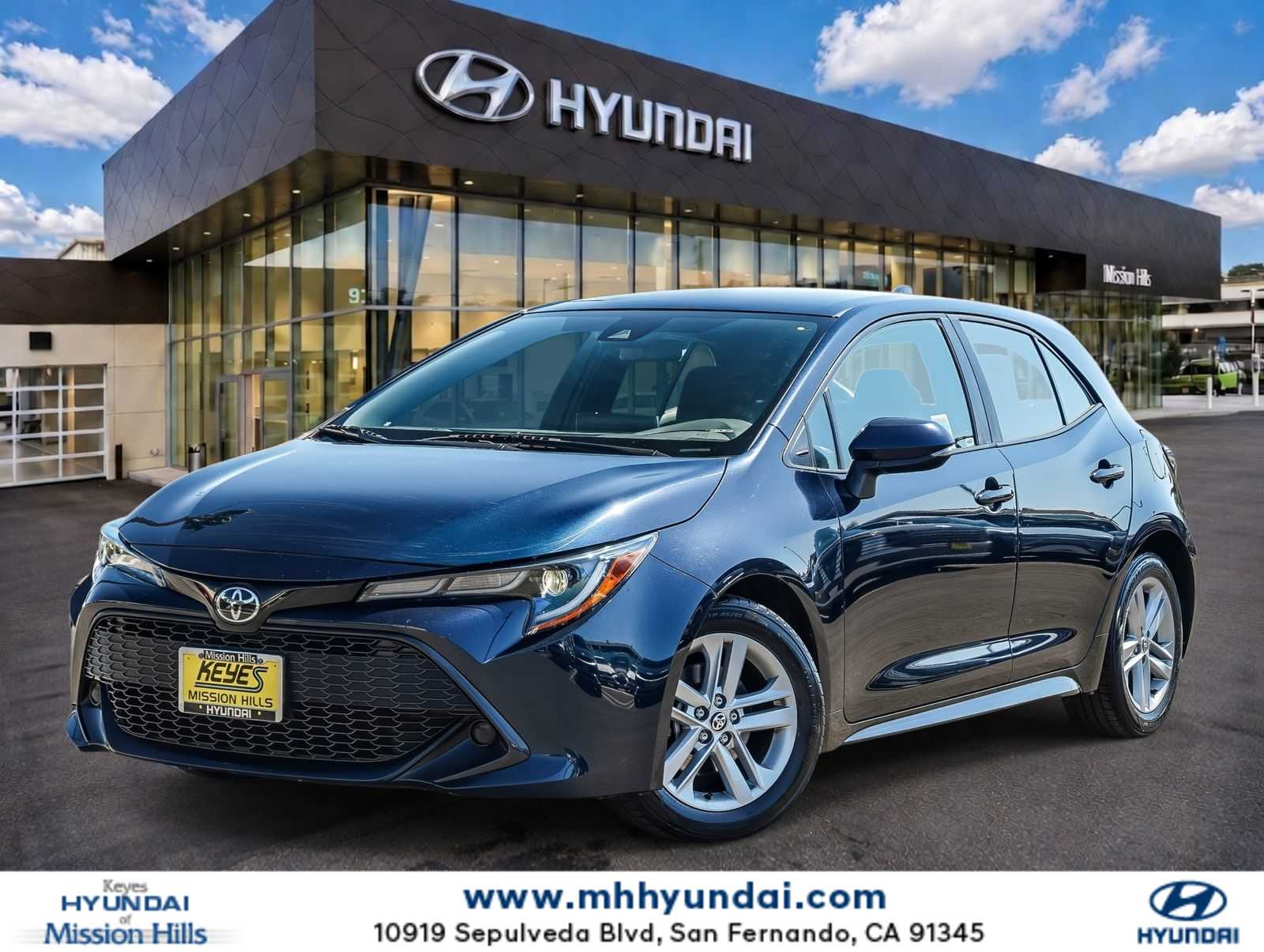 Teal (Galactic Aqua Mica) 2019 Toyota Corolla Hatchback Hatchback Front-Wheel Drive Continuously Variable Transmission