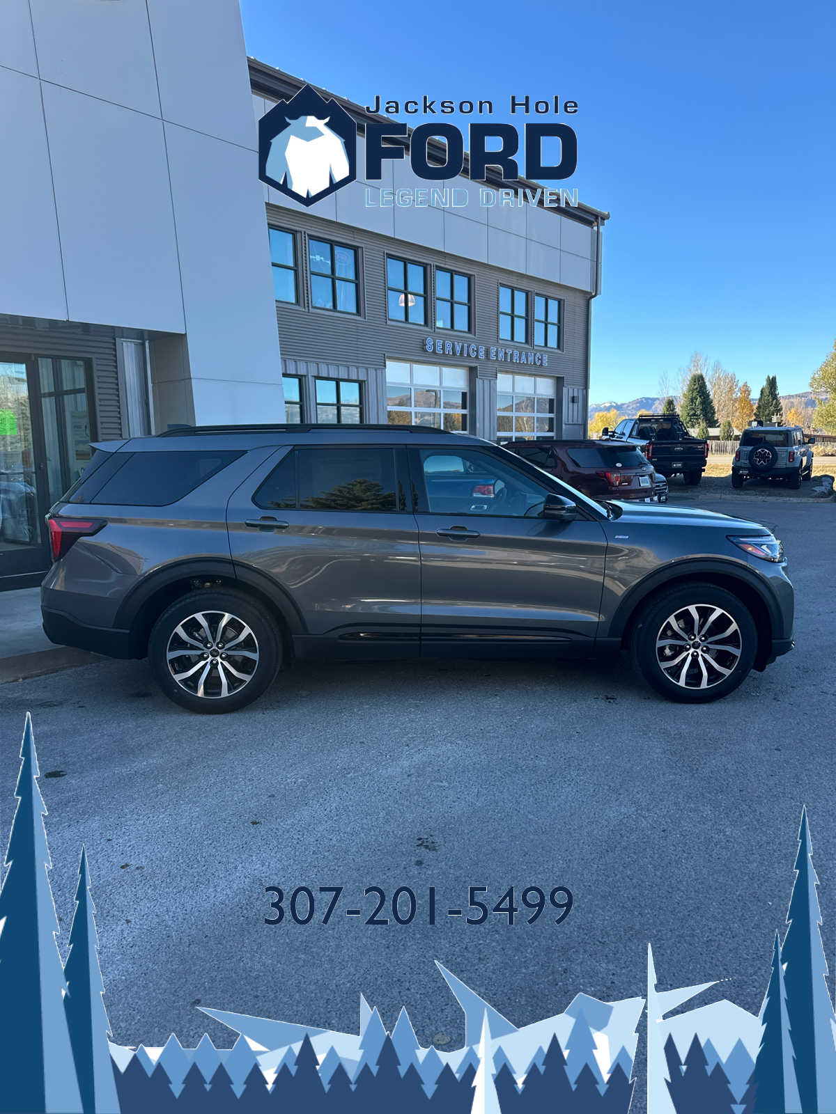 2025 Ford Explorer ST-Line 2