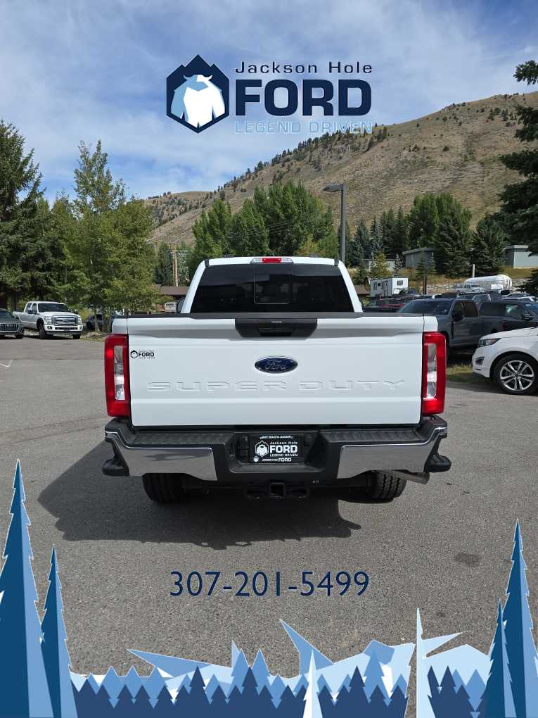 2024 Ford Super Duty F-250 SRW XLT 4WD Crew Cab 6.75 Box 6