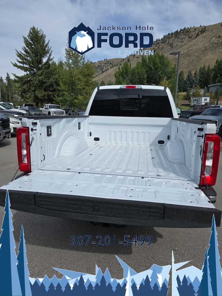 2024 Ford Super Duty F-250 SRW XLT 4WD Crew Cab 6.75 Box 37