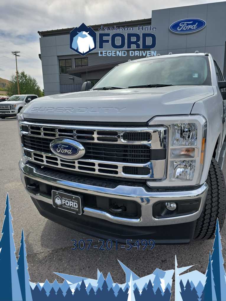 2024 Ford Super Duty F-250 SRW XLT 4WD Crew Cab 6.75 Box 39