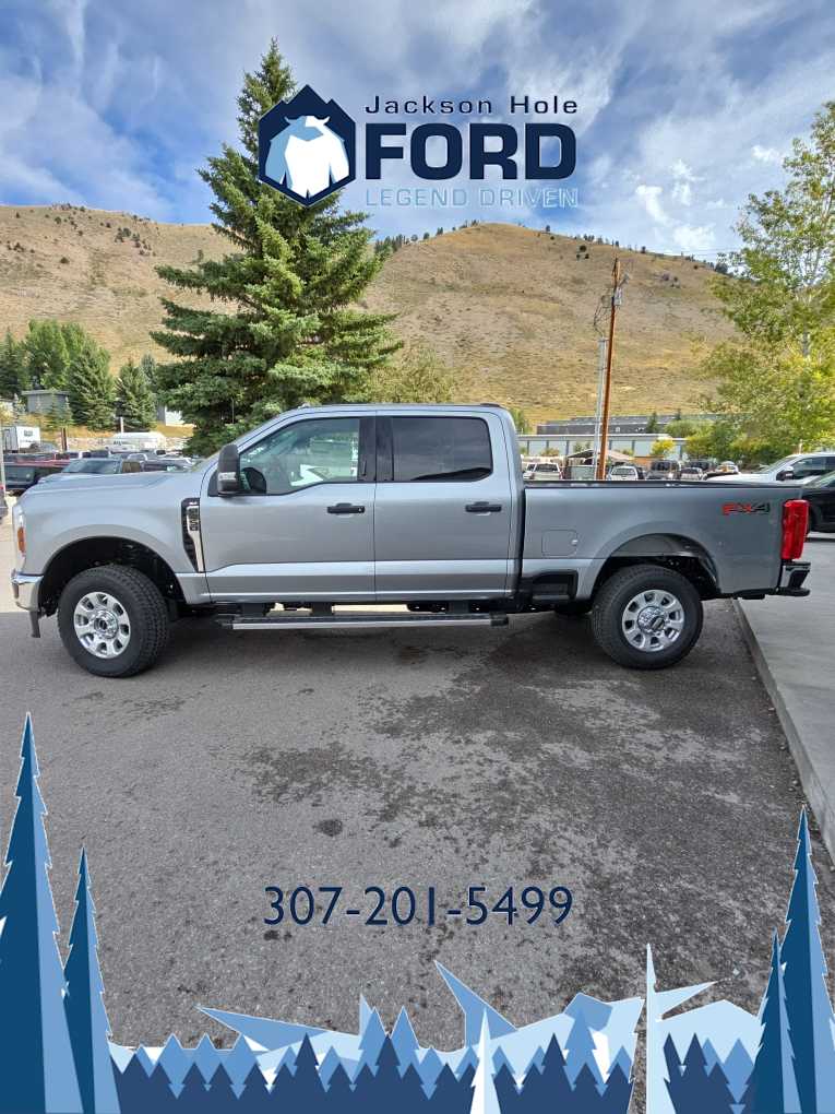 2024 Ford Super Duty F-250 SRW XLT 4WD Crew Cab 6.75 Box 4