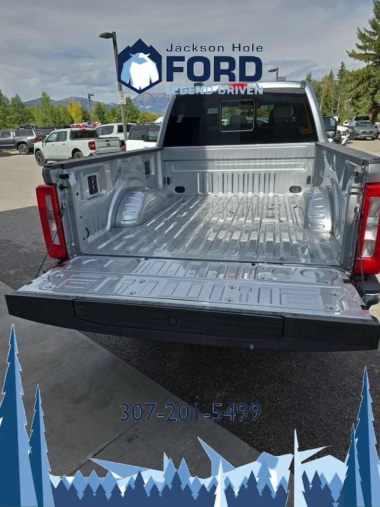 2024 Ford Super Duty F-250 SRW XLT 4WD Crew Cab 6.75 Box 38