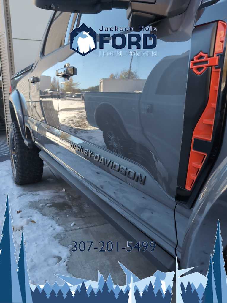 2024 Ford Super Duty F-250 SRW LARIAT 4WD Crew Cab 6.75 Box 4