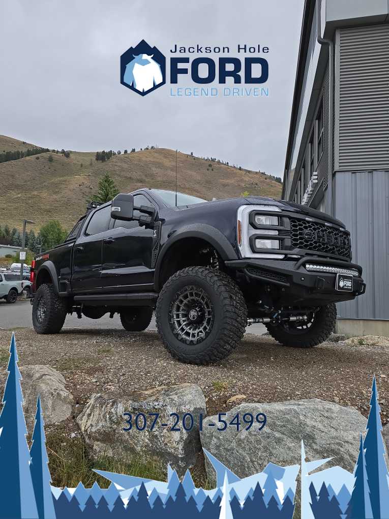 2024 Ford Super Duty F-250 SRW LARIAT 4WD Crew Cab 6.75 Box 4