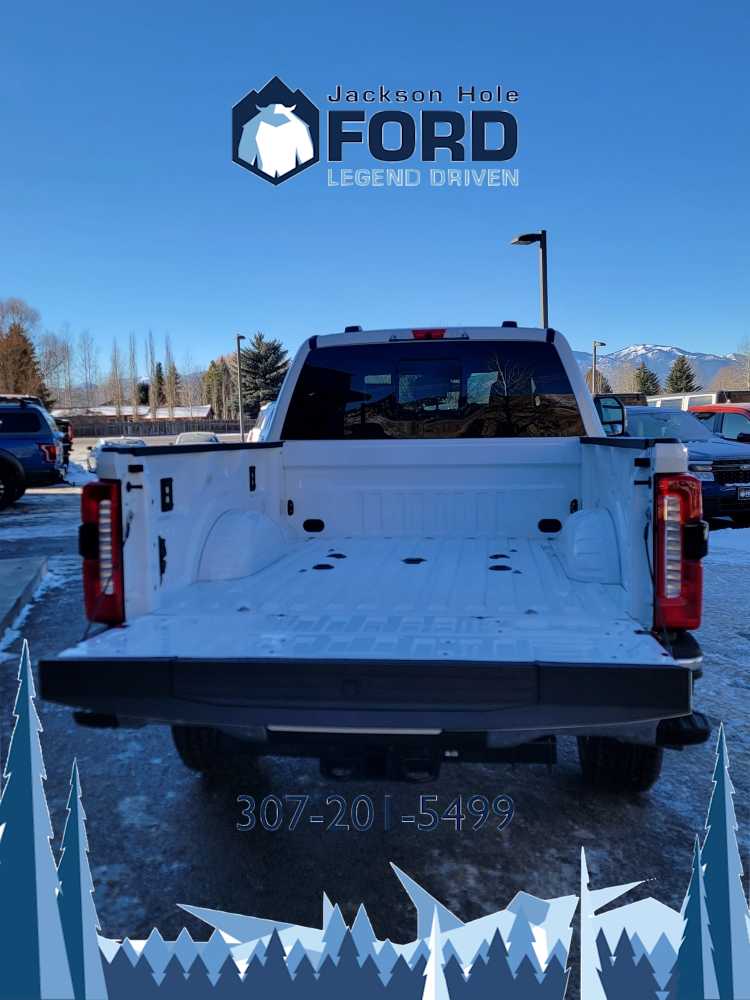 2024 Ford Super Duty F-350 SRW LARIAT 4WD Crew Cab 6.75 Box 20