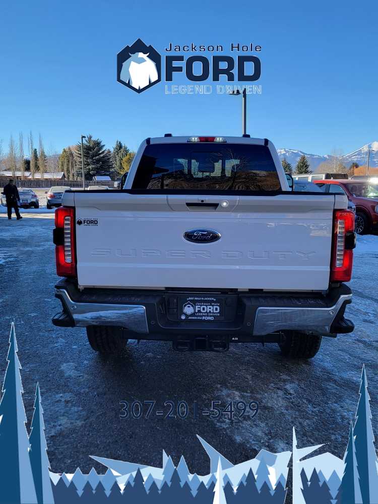 2024 Ford Super Duty F-350 SRW LARIAT 4WD Crew Cab 6.75 Box 24