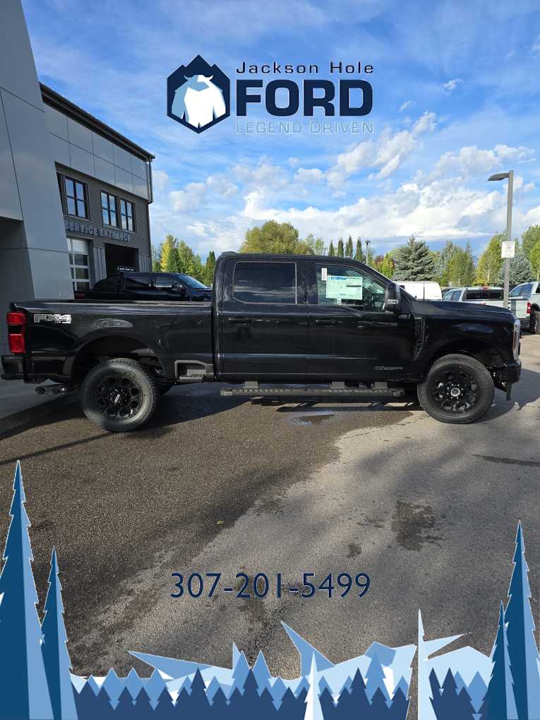 2024 Ford Super Duty F-350 SRW LARIAT 4WD Crew Cab 6.75 Box 8