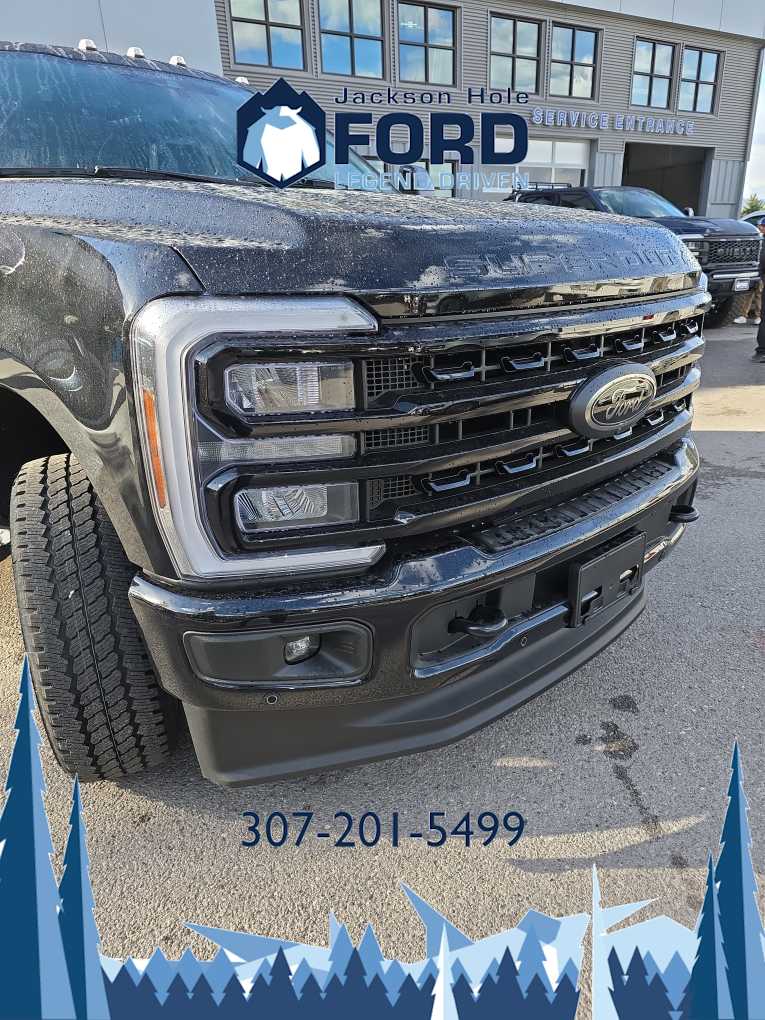 2024 Ford Super Duty F-350 SRW LARIAT 4WD Crew Cab 6.75 Box 45