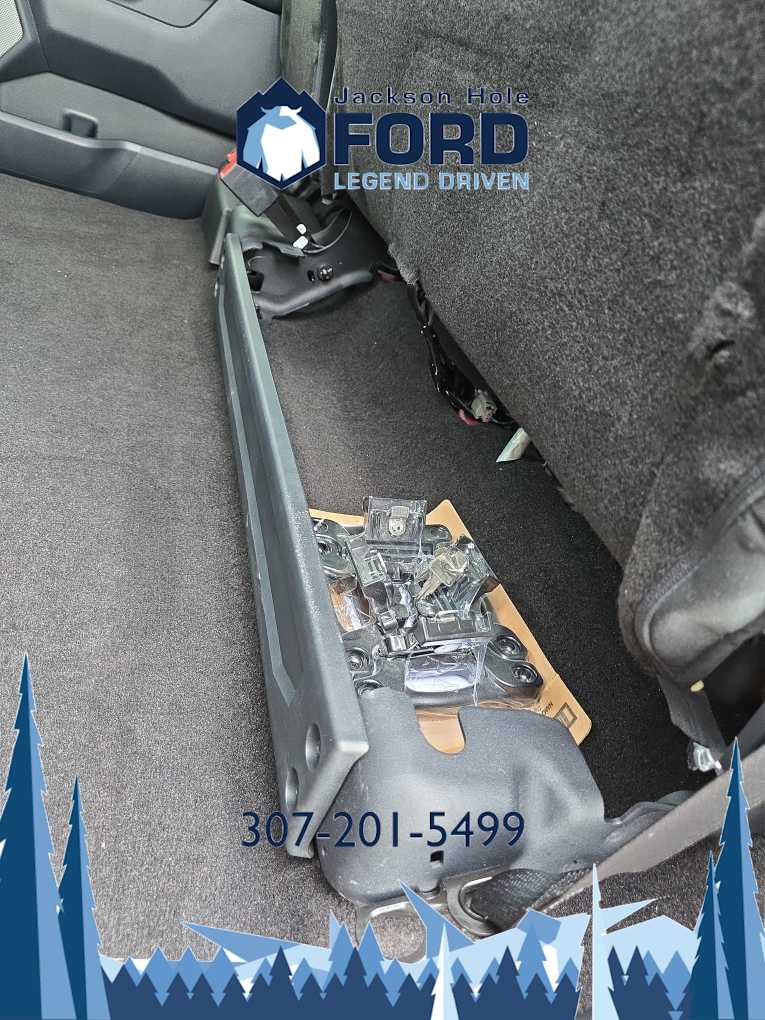 2021 Ford F-150 LARIAT 4WD SuperCrew 5.5 Box 41