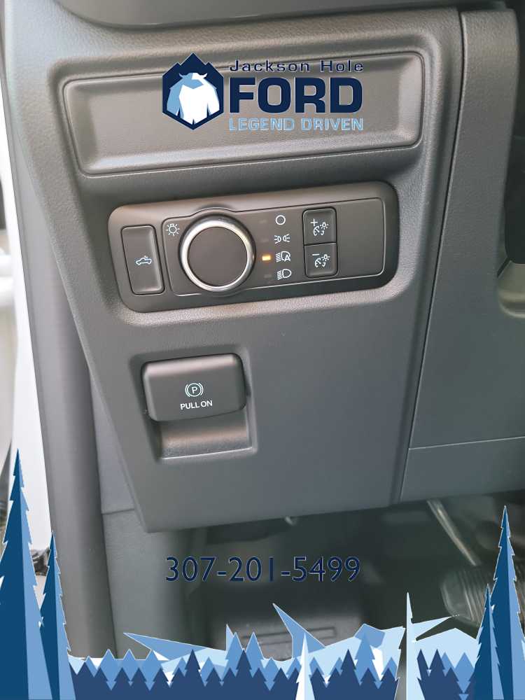 2024 Ford F-150 XL 4WD SuperCrew 5.5 Box 12