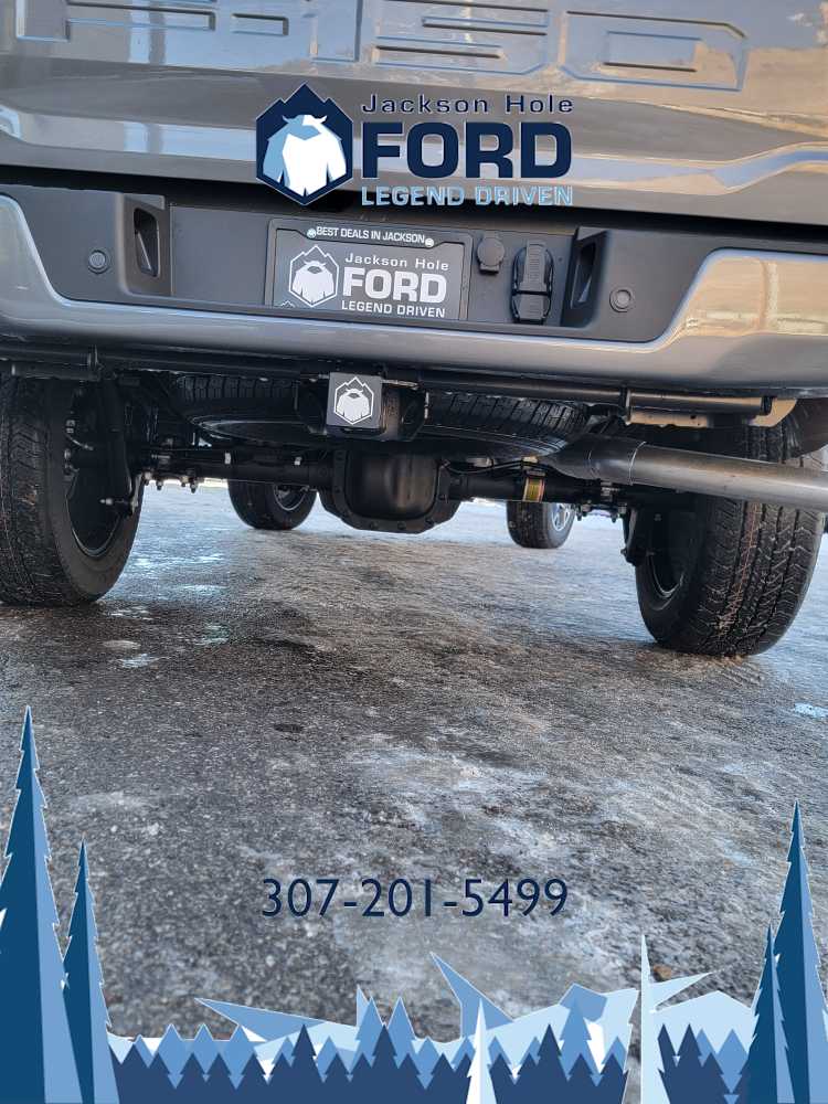 2024 Ford F-150 STX 4WD SuperCrew 5.5 Box 17