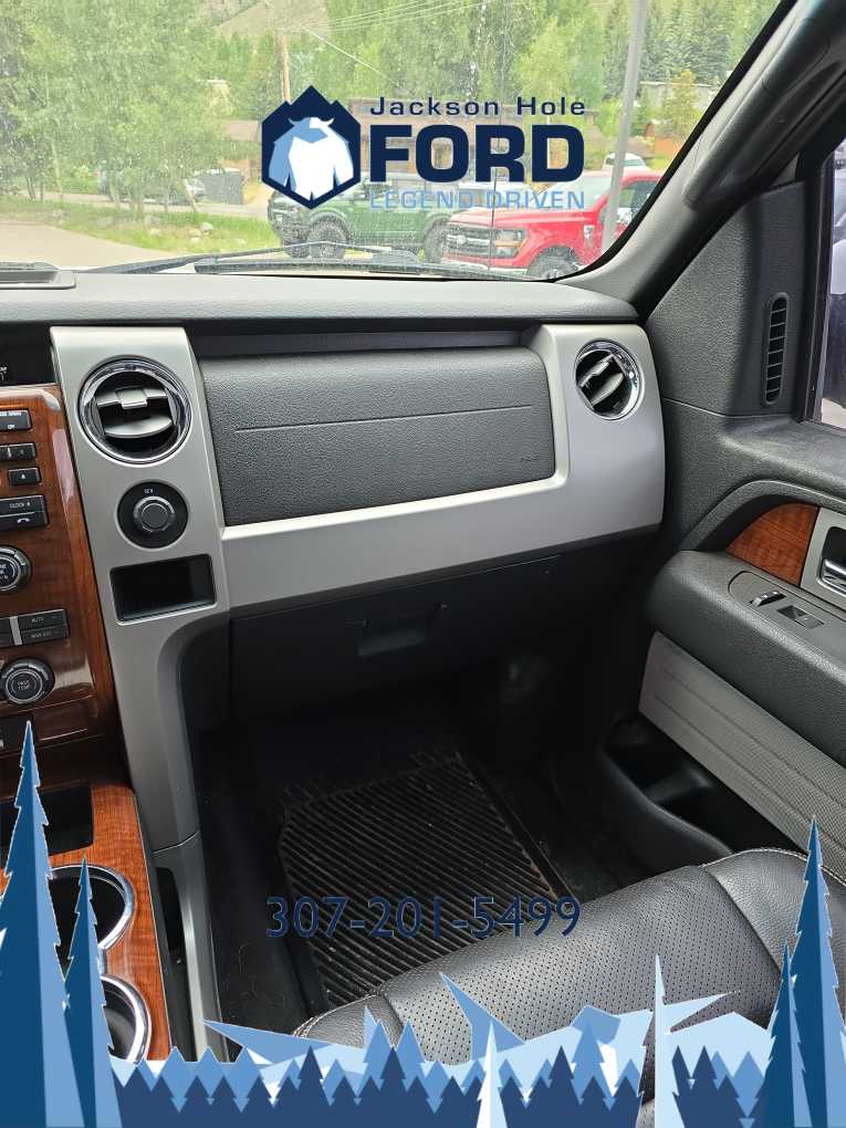 2010 Ford F-150 Lariat 4WD SuperCrew 145 12