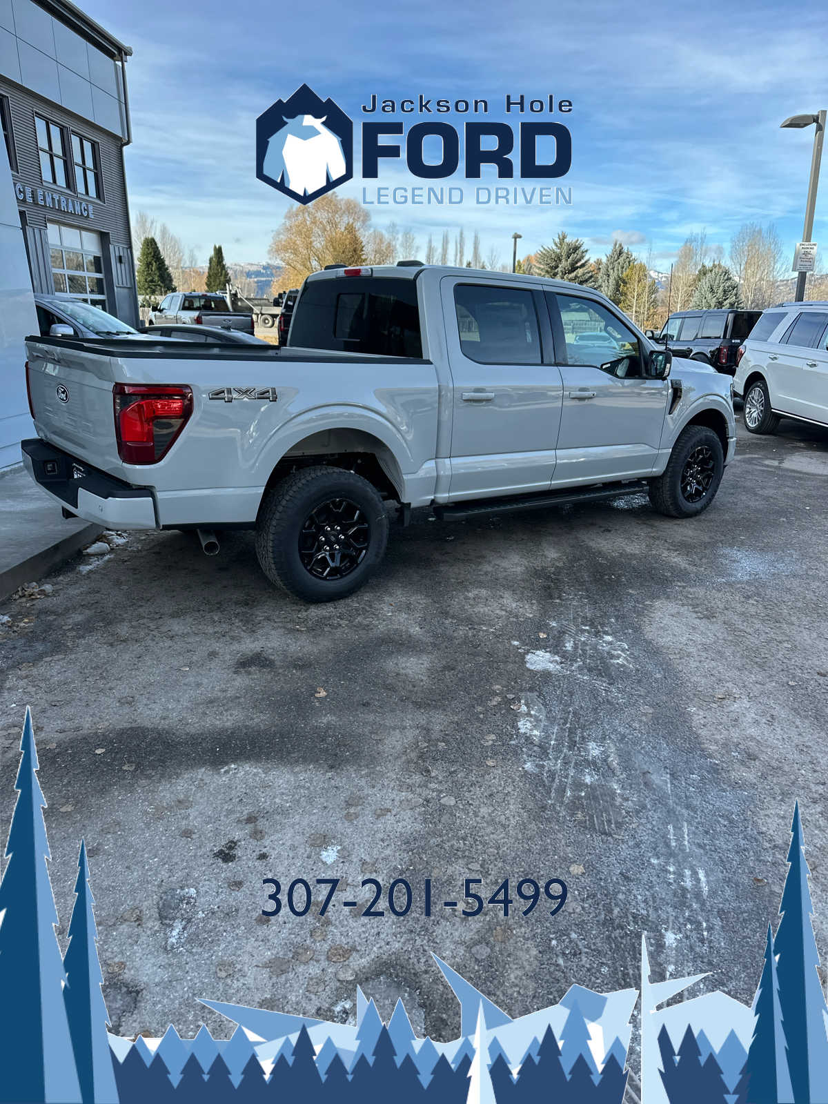 2024 Ford F-150 XLT 4WD SuperCrew 5.5 Box 4