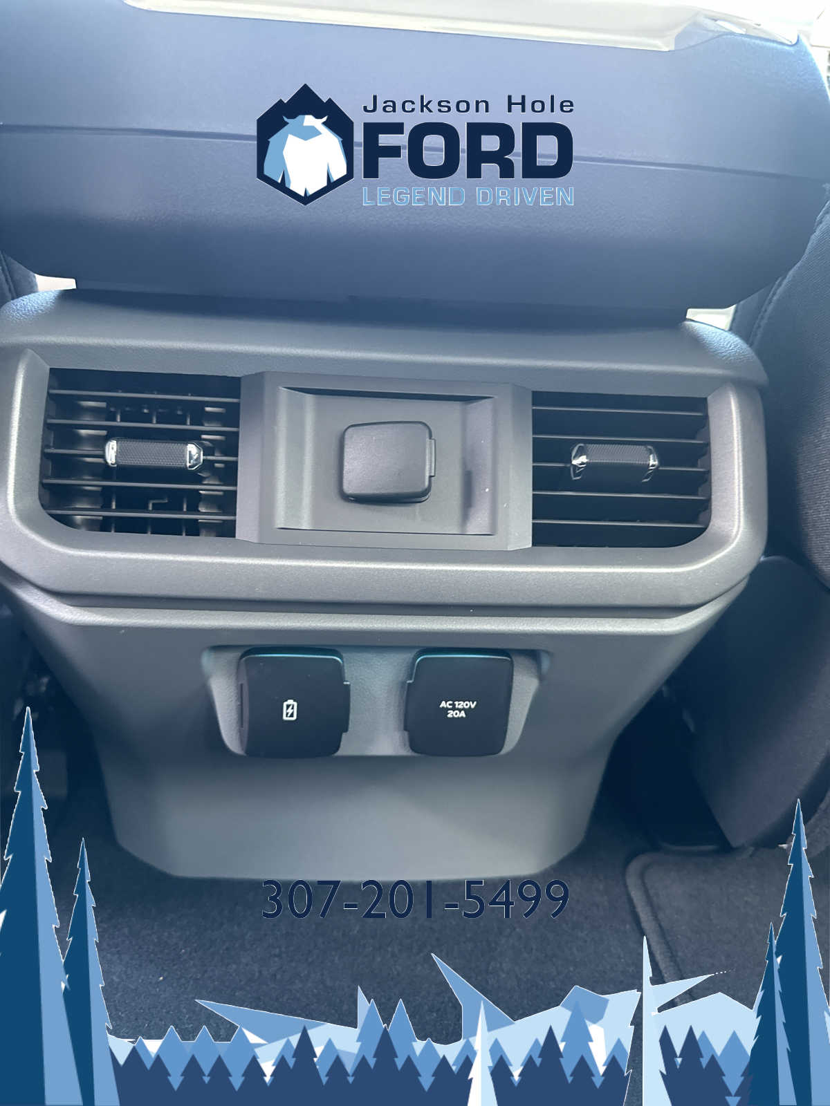 2024 Ford F-150 XLT 4WD SuperCrew 5.5 Box 29