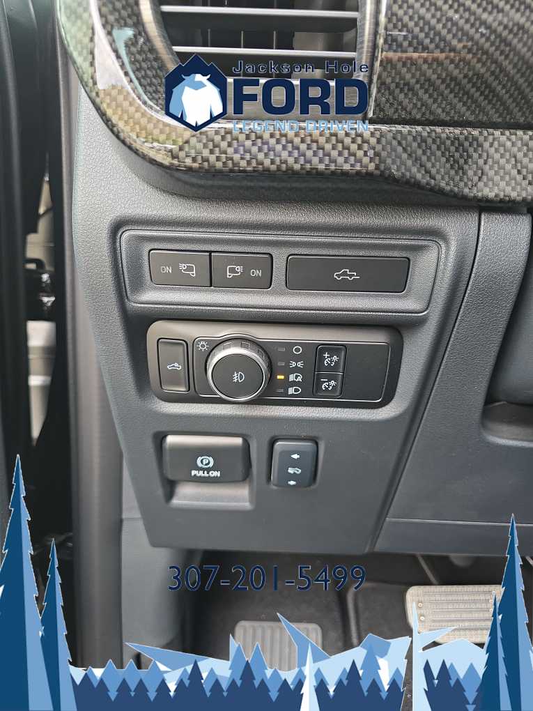 2024 Ford F-150 LARIAT 4WD SuperCrew 5.5 Box 19