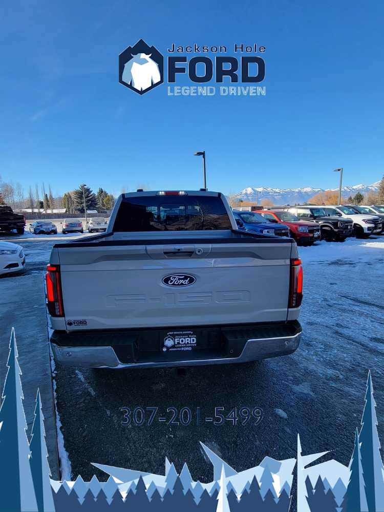 2024 Ford F-150 LARIAT 4WD SuperCrew 5.5 Box 4