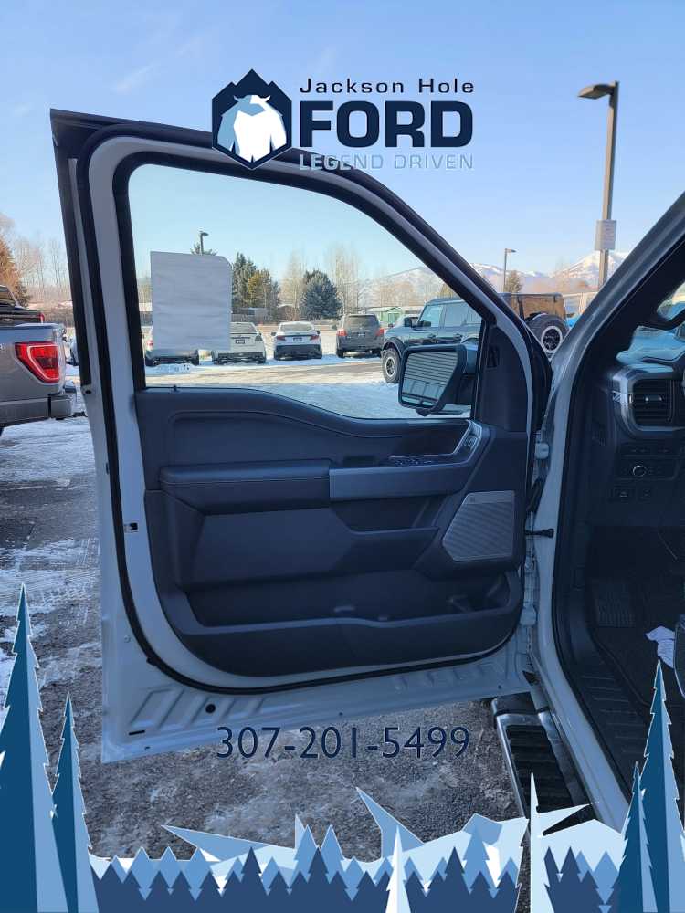 2024 Ford F-150 LARIAT 4WD SuperCrew 5.5 Box 17