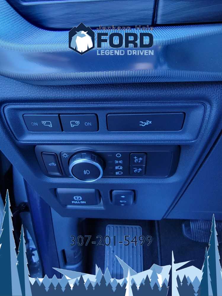 2024 Ford F-150 LARIAT 4WD SuperCrew 5.5 Box 24