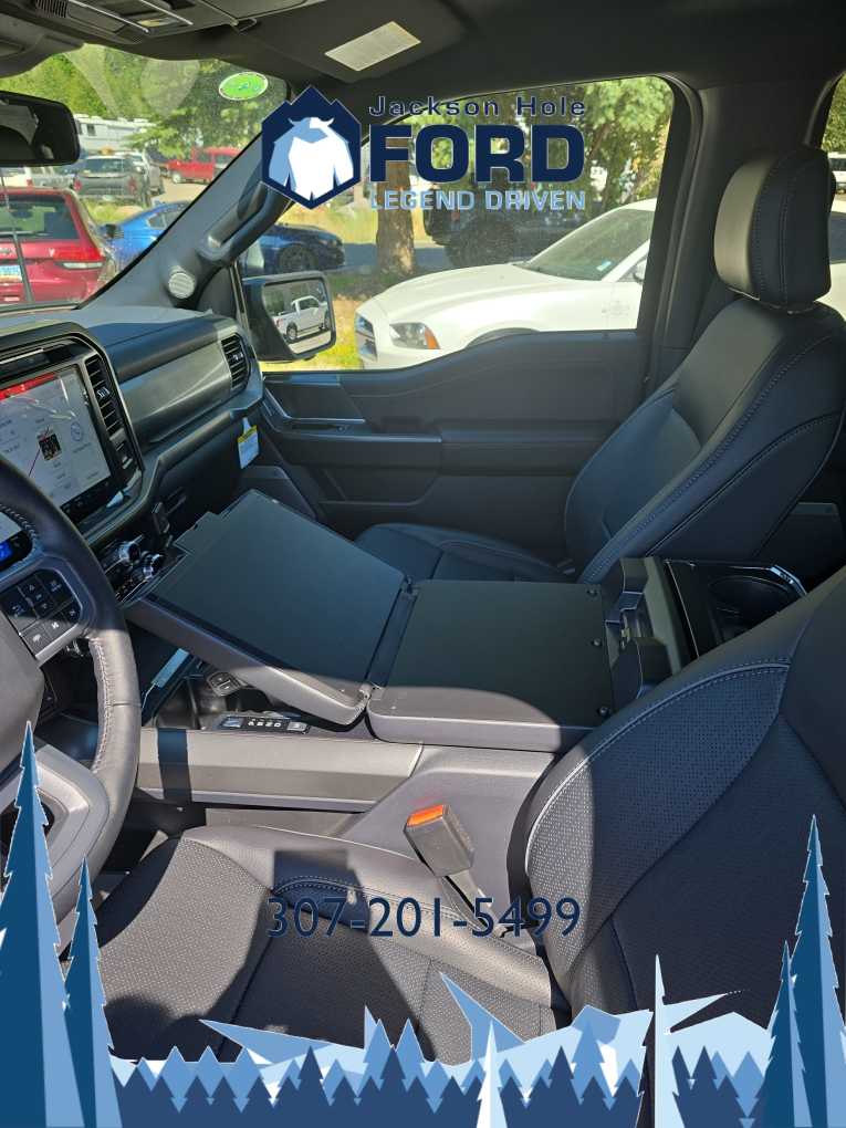 2024 Ford F-150 LARIAT 4WD SuperCrew 5.5 Box 32