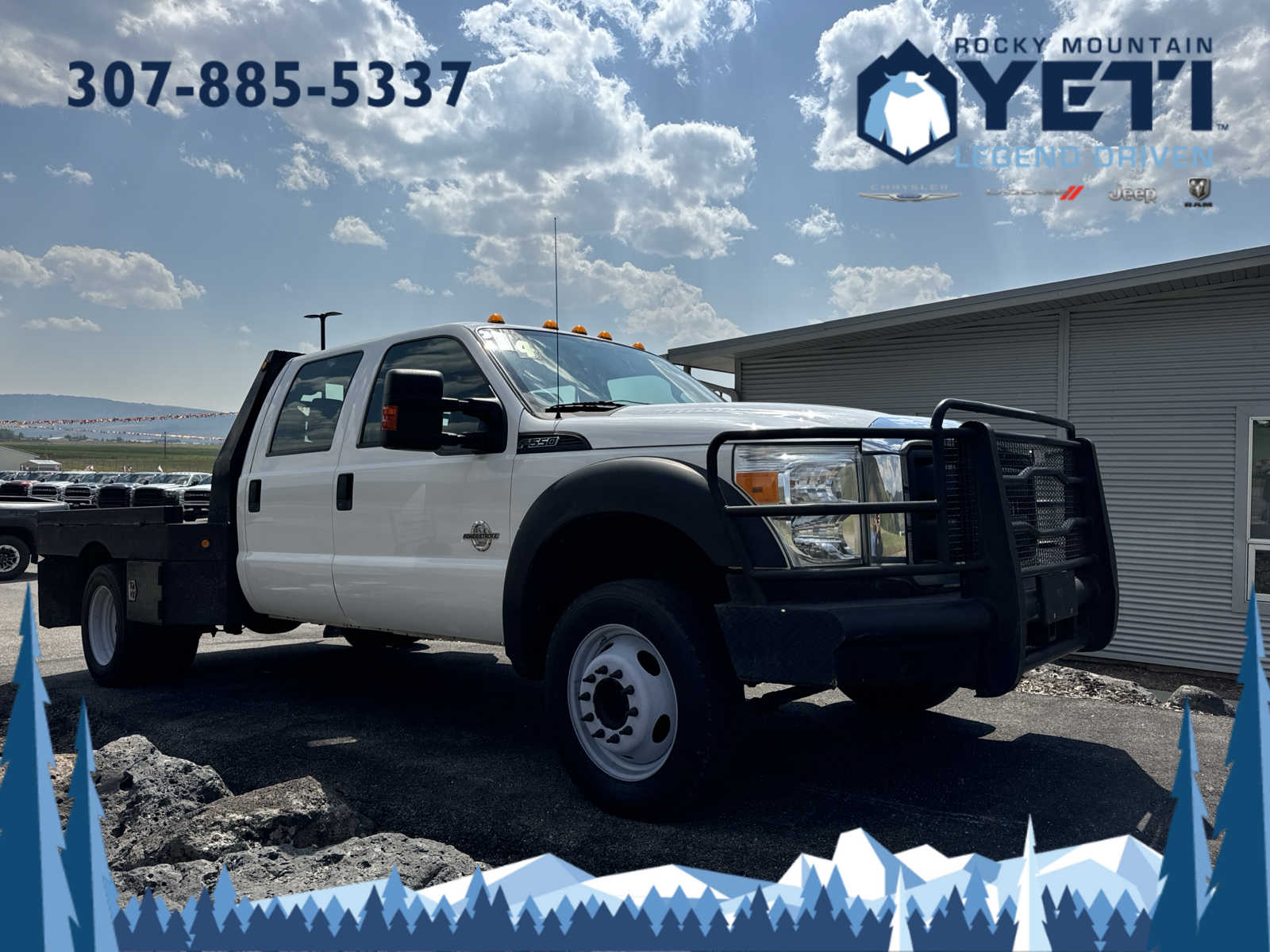 2014 Ford Super Duty F-550 DRW XL 4WD Crew Cab 176 WB 60 CA 2