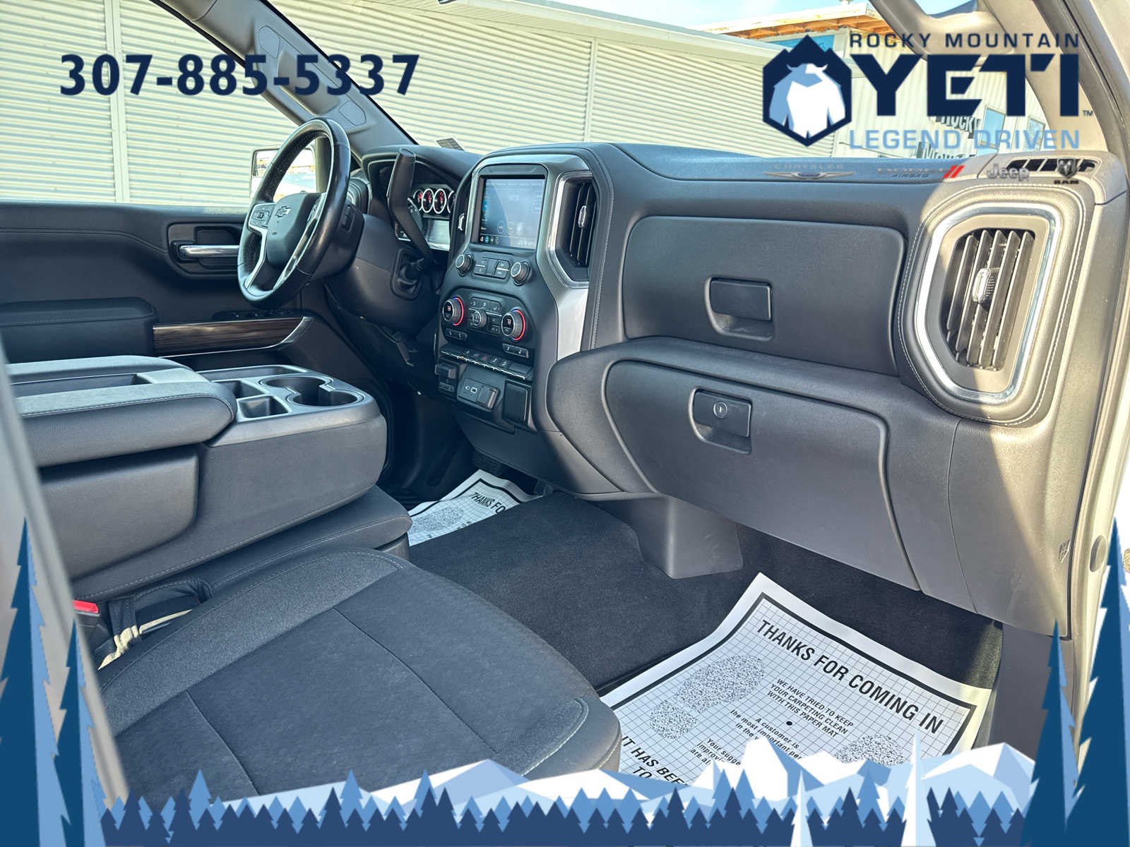 2021 Chevrolet Silverado 1500 RST 4WD Crew Cab 157 18