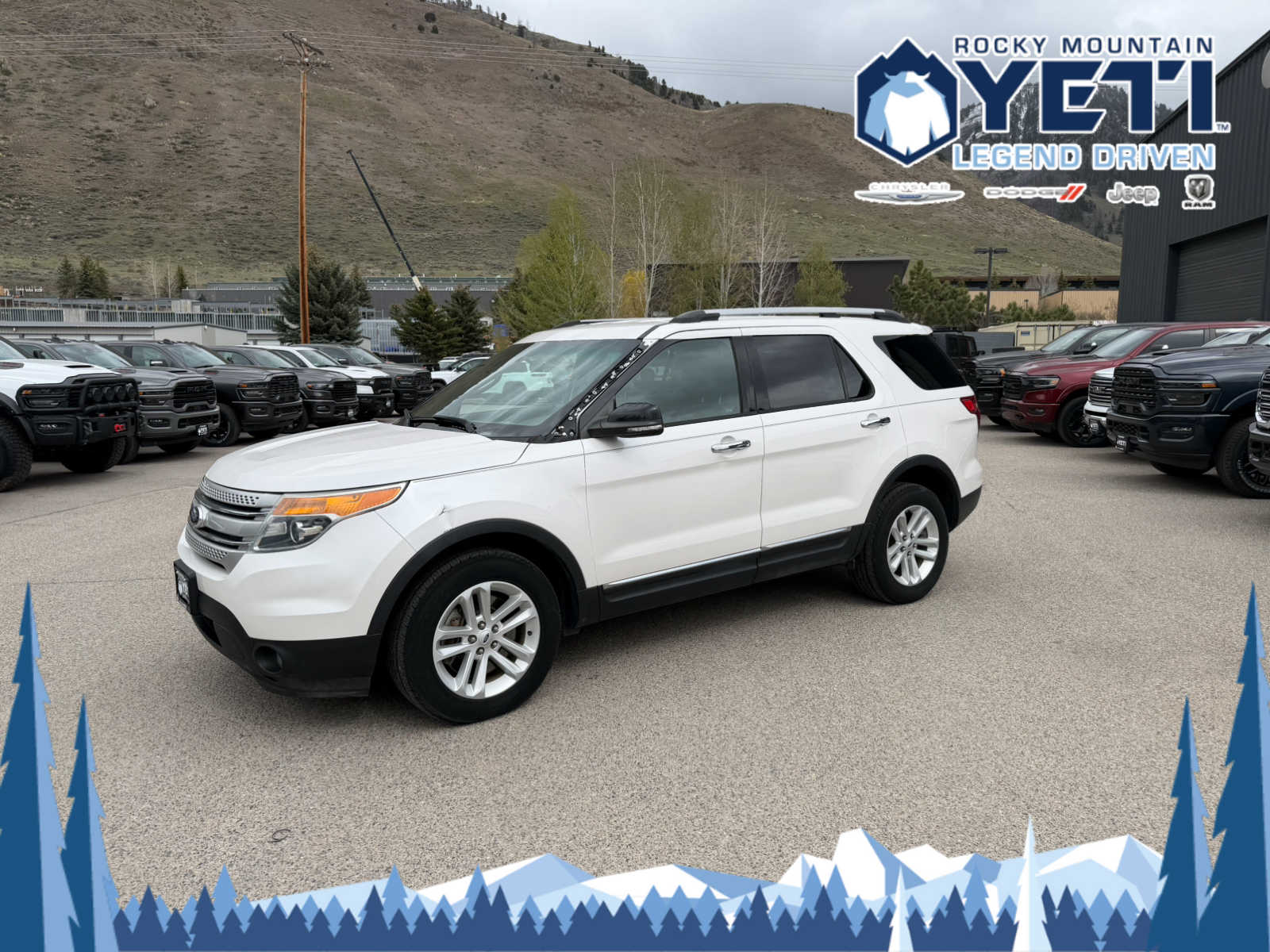 White Platinum Metallic Tri-Coat 2014 Ford Explorer XLT 4WD SUV / Crossover All-Wheel Drive 6-Speed Automatic