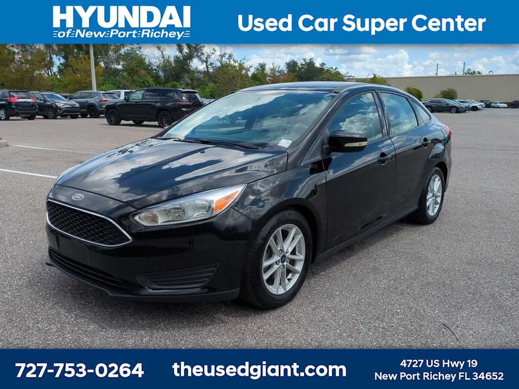  2016 Ford Focus SE   