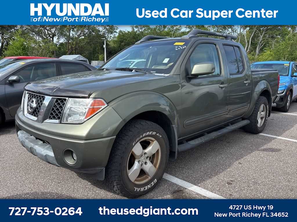 Green 2005 Nissan Frontier 4 Dr LE 4WD Crew Cab SB Pickup Truck Four-Wheel Drive Automatic