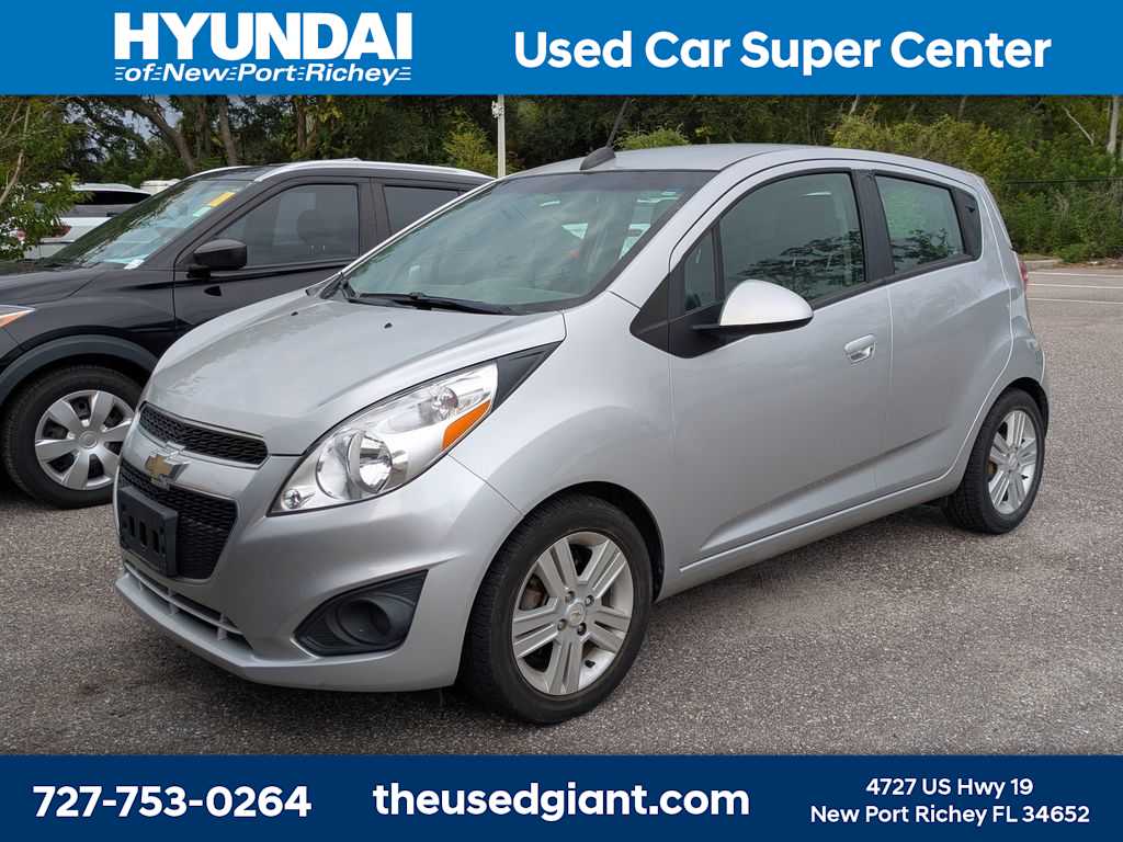  2015 Chevrolet Spark 1LT FWD   