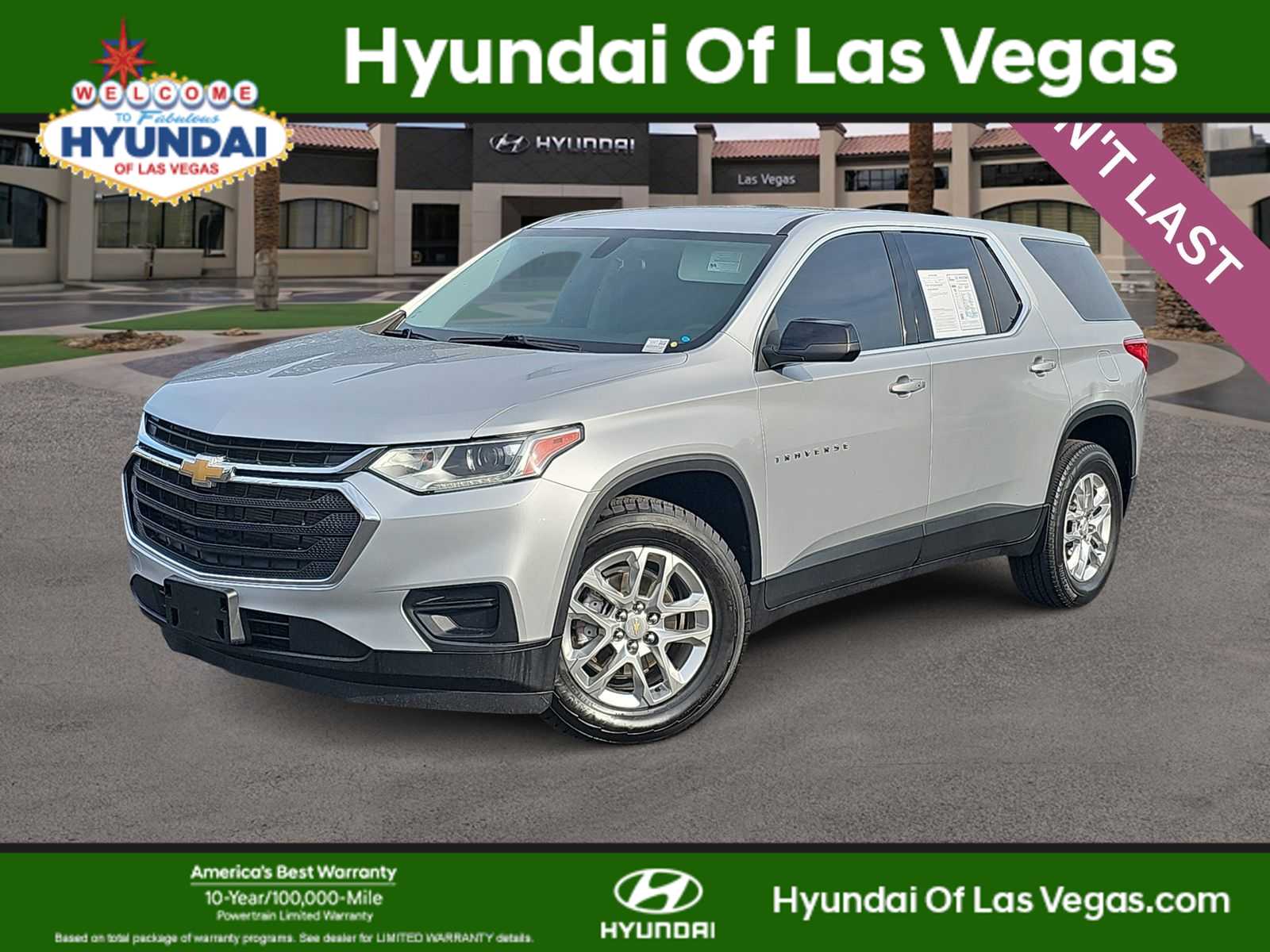 Silver Ice Metallic 2021 Chevrolet Traverse SUV / Crossover Front-Wheel Drive 9-Speed Automatic