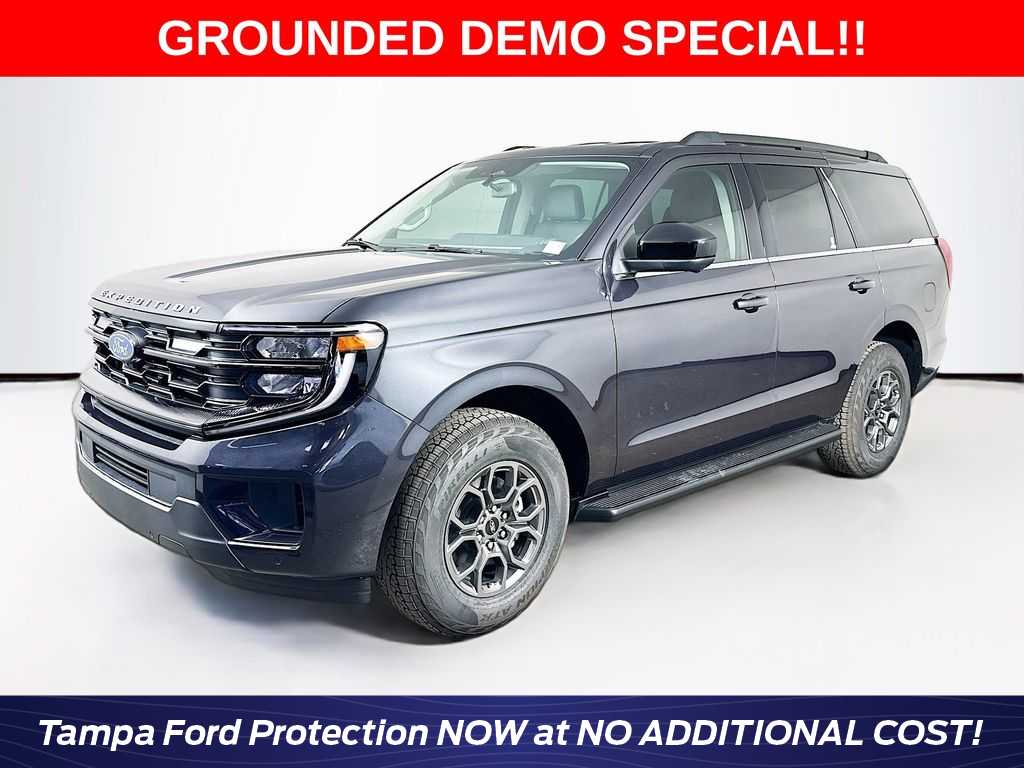 Dark Matter Gray Metallic 2026 Ford Expedition SUV / Crossover 4X2 Automatic