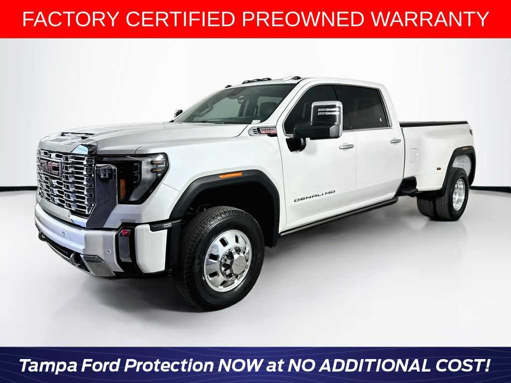 White Frost Tricoat 2024 GMC Sierra 3500HD Pickup Truck Four-Wheel Drive Automatic
