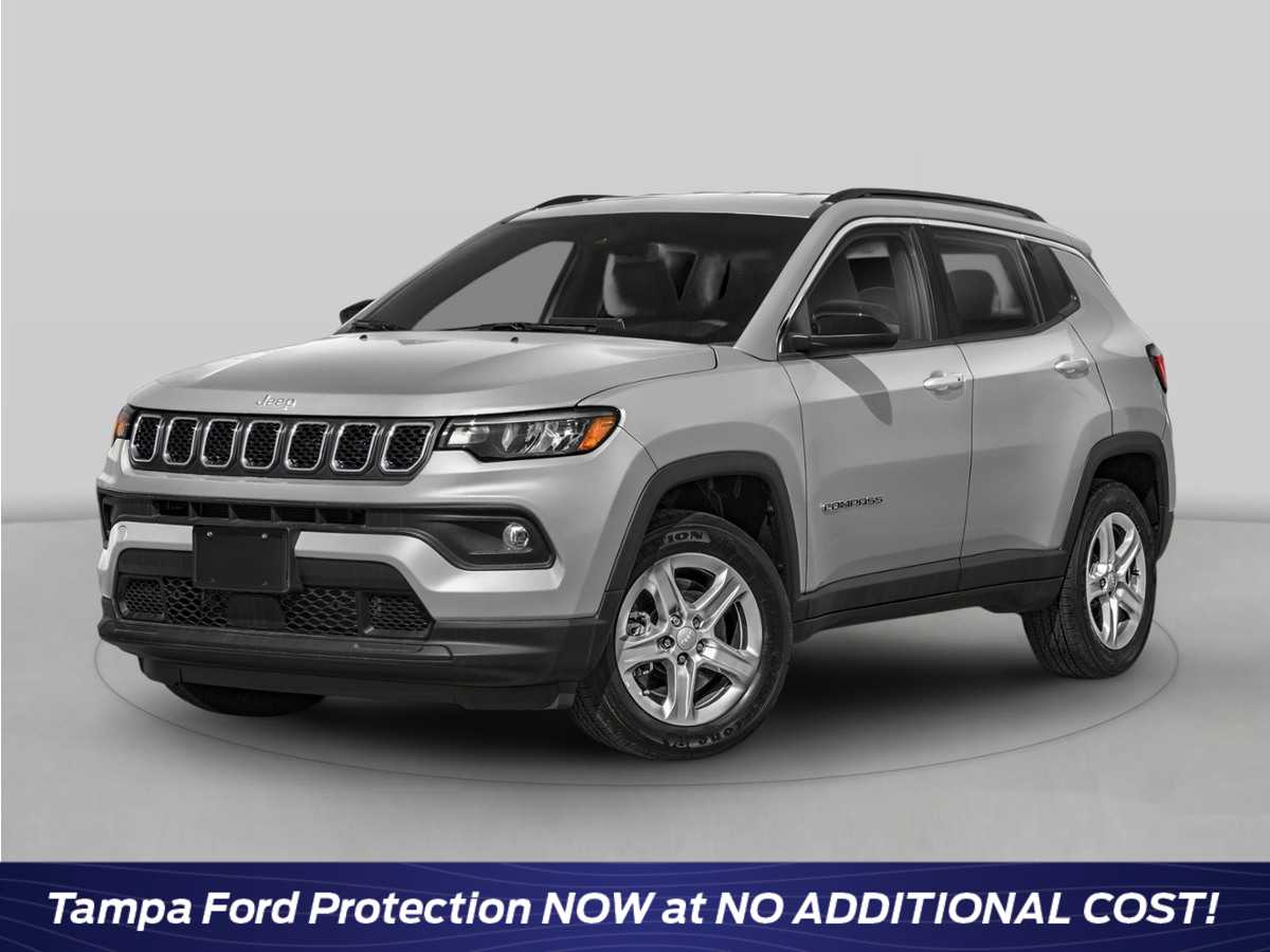 Bright White Clearcoat 2024 Jeep Compass SUV / Crossover Four-Wheel Drive 8-Speed Automatic