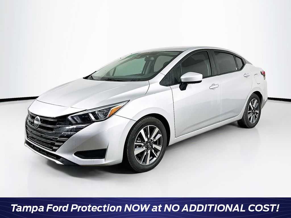 2023 Nissan Versa SV FWD