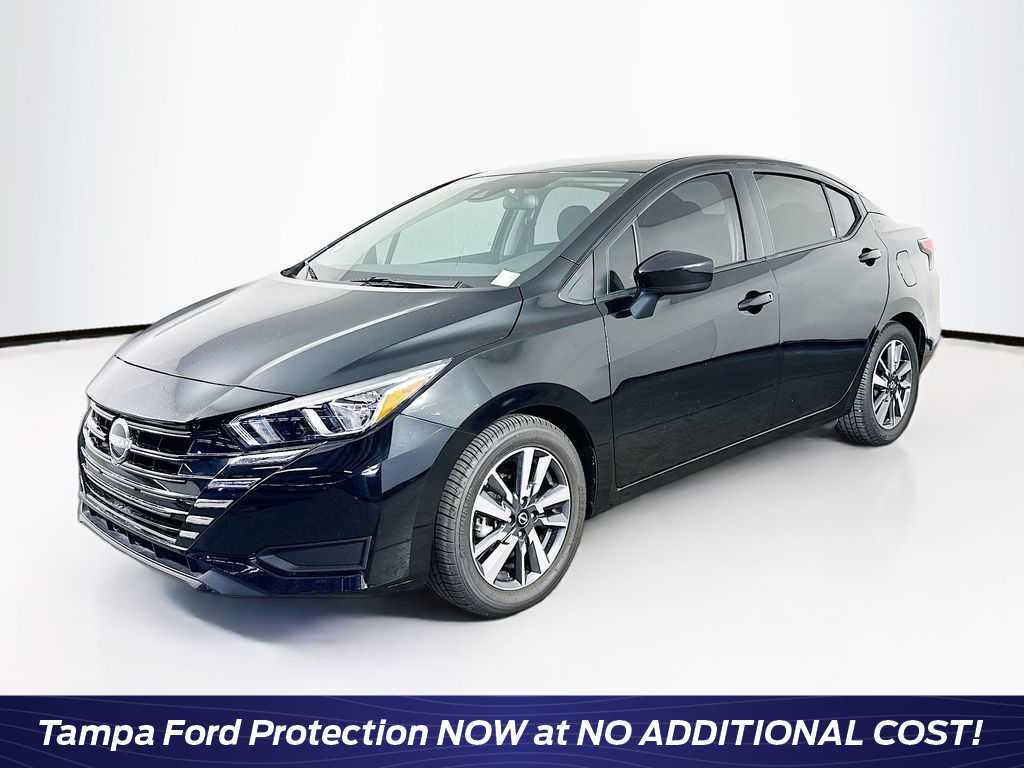 2023 Nissan Versa SV FWD