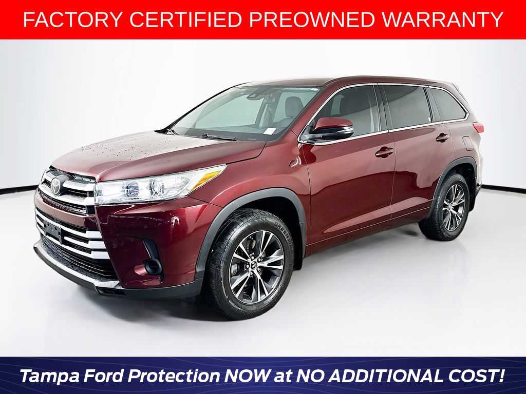 Ooh La La Rouge Mica 2018 Toyota Highlander LE AWD SUV / Crossover All-Wheel Drive 8-Speed Automatic
