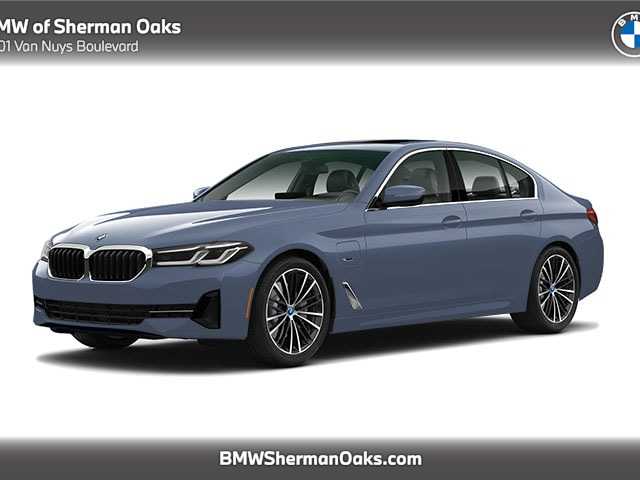 Arctic Race Blue Metallic 2023 BMW 5 Series Sedan Rear-Wheel Drive 8-Speed Automatic