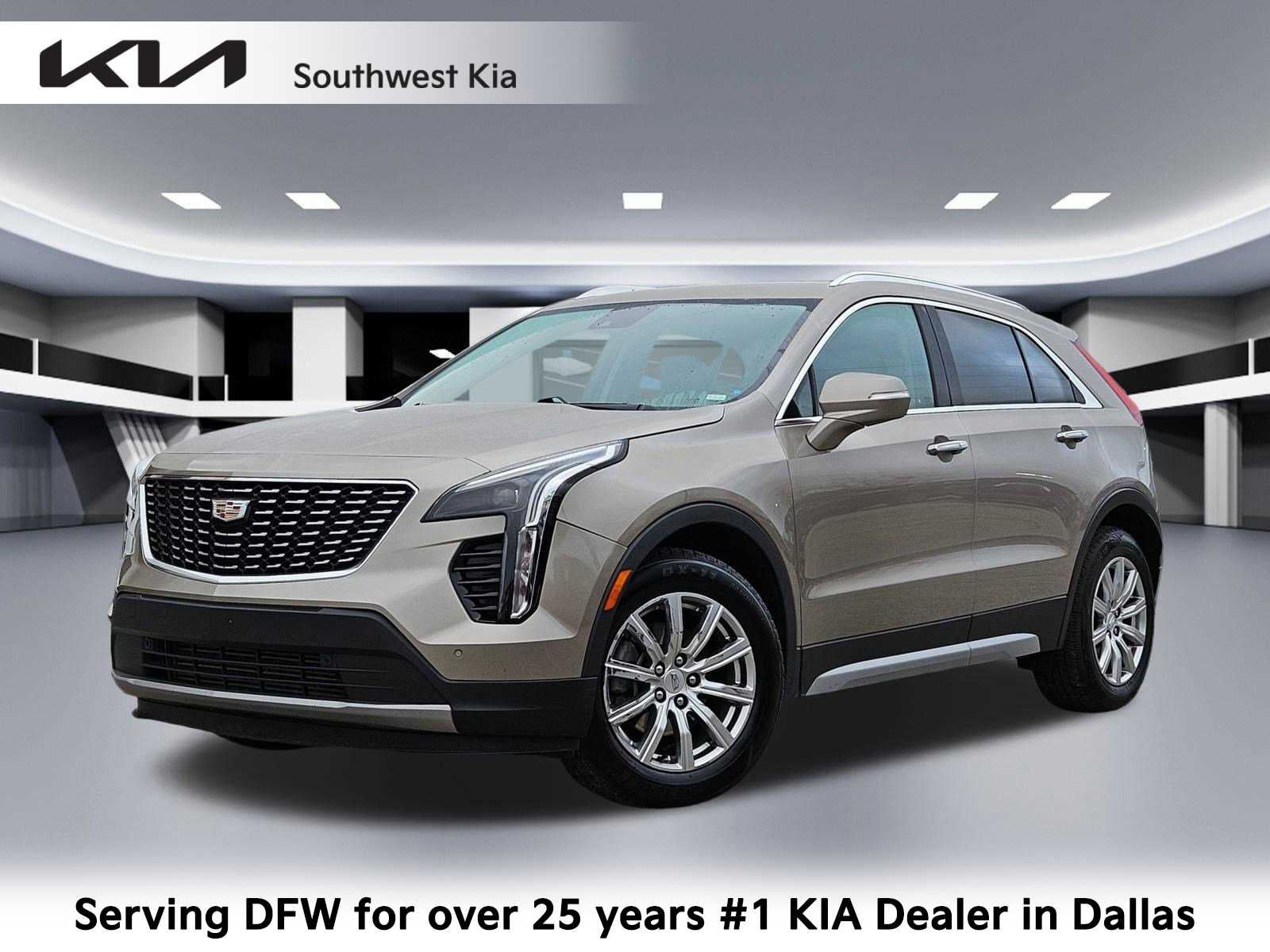 2023 Cadillac XT4 Premium Luxury FWD