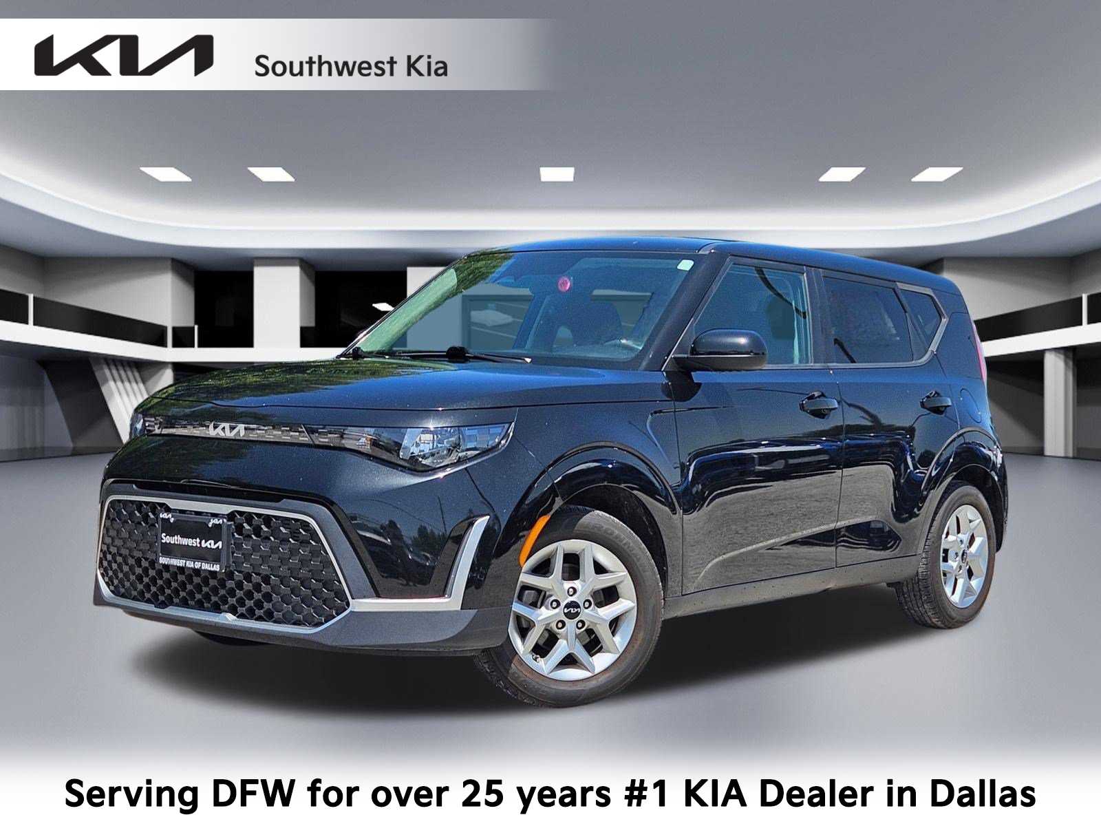Fusion Black 2024 Kia Soul SUV / Crossover Front-Wheel Drive Continuously Variable Transmission