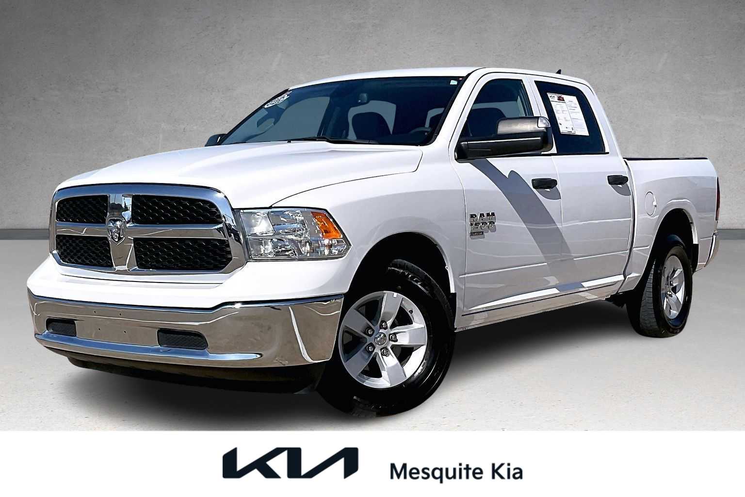 2023 RAM 1500 Classic SLT Crew Cab RWD