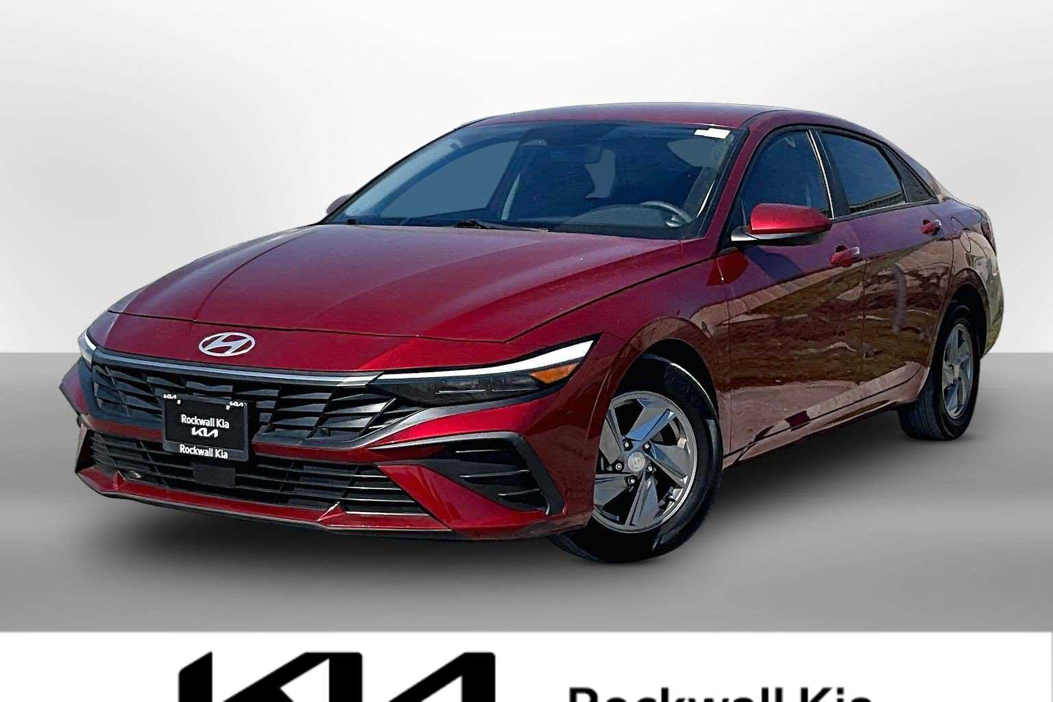  2024 Hyundai Elantra SE FWD   