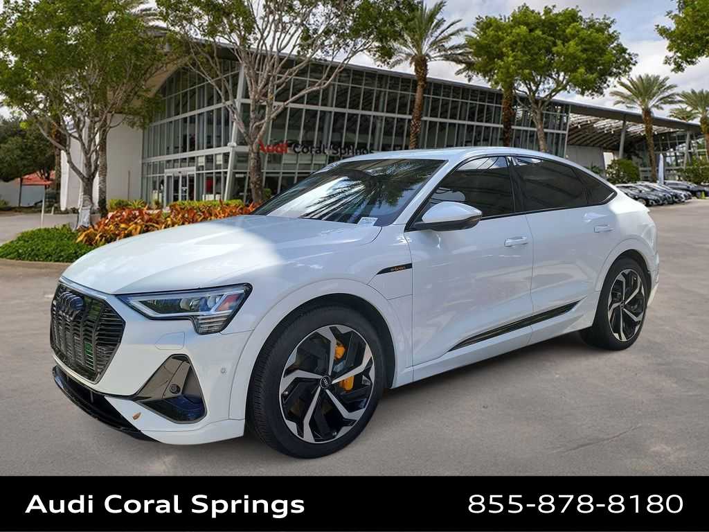 Glacier White Metallic 2023 Audi e-tron Premium Plus S Line quattro Sportback AWD Sedan All-Wheel Drive 1-Speed Automatic