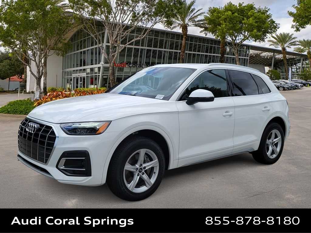 Ibis White 2023 Audi Q5 quattro Premium 40 TFSI SUV / Crossover All-Wheel Drive 7-Speed Automatic