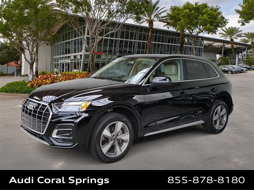 2023 Audi Q5 quattro Premium 40 TFSI