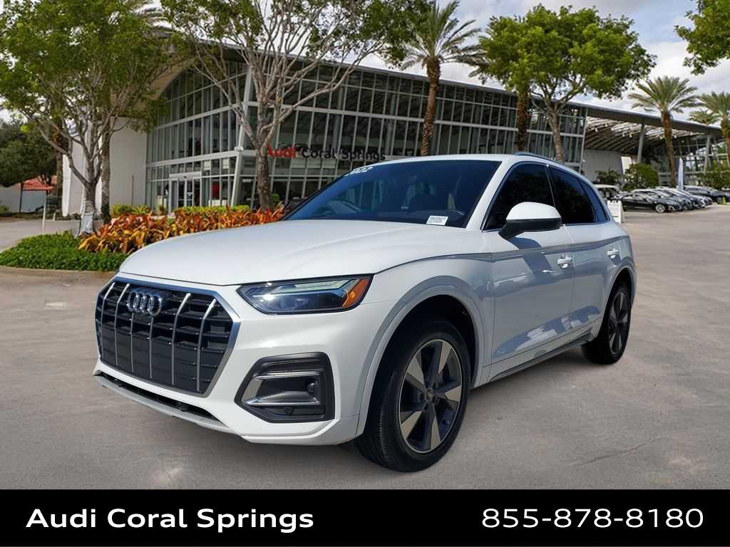 2022 Audi Q5 quattro Premium Plus 40 TFSI