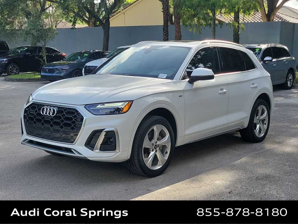 Glacier White Metallic 2023 Audi Q5 SUV / Crossover All-Wheel Drive 7-Speed Automatic