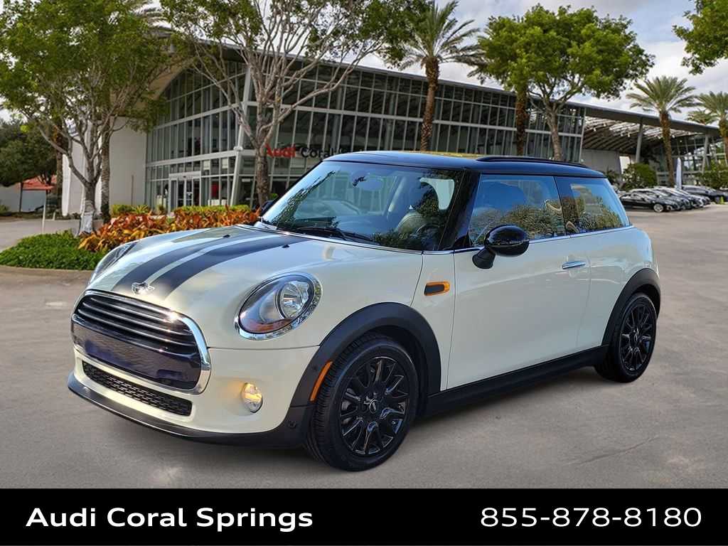 2018 MINI Cooper 3-Door Hatchback FWD