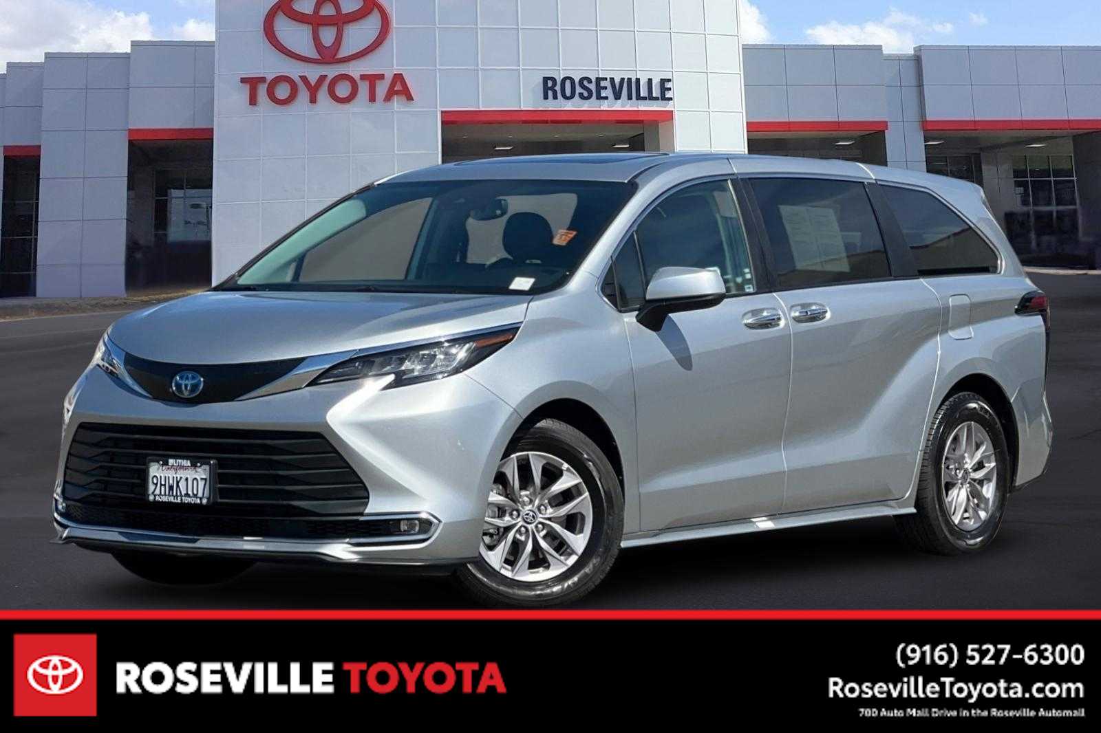 2022 Toyota Sienna XLE 7-Passenger FWD