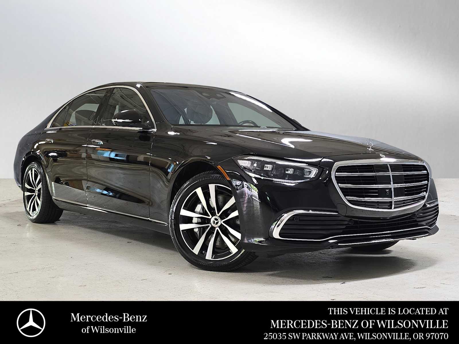 Obsidian Black Metallic 2026 Mercedes-Benz S-Class S 500 4MATIC Sedan All-Wheel Drive 9-Speed Automatic